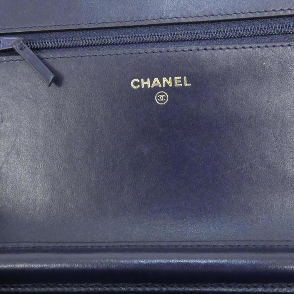 CHANEL Authentic Blue Wallet - Picture 9 of 10